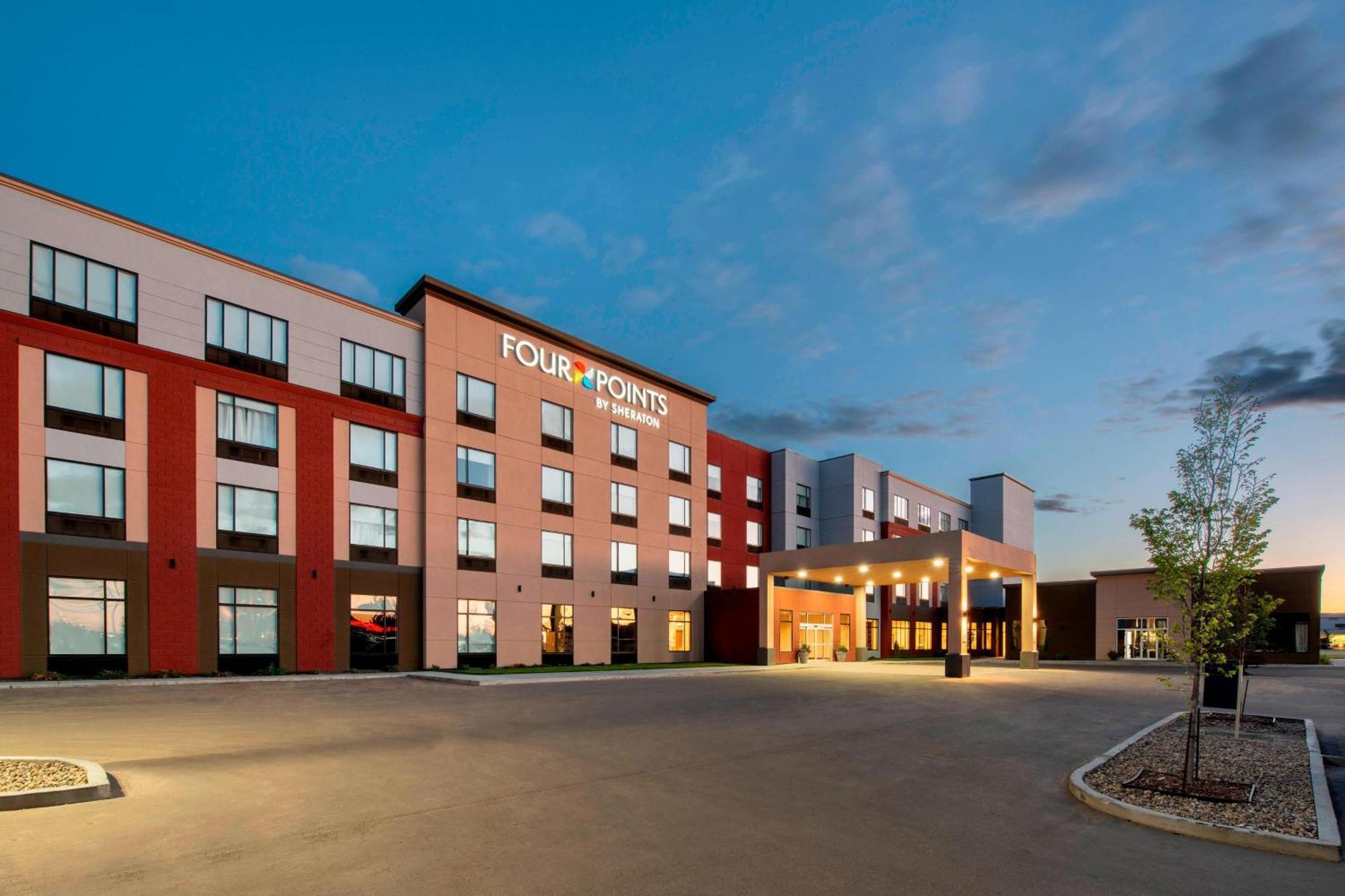 Four Points By Sheraton Grande Prairie Exterior foto